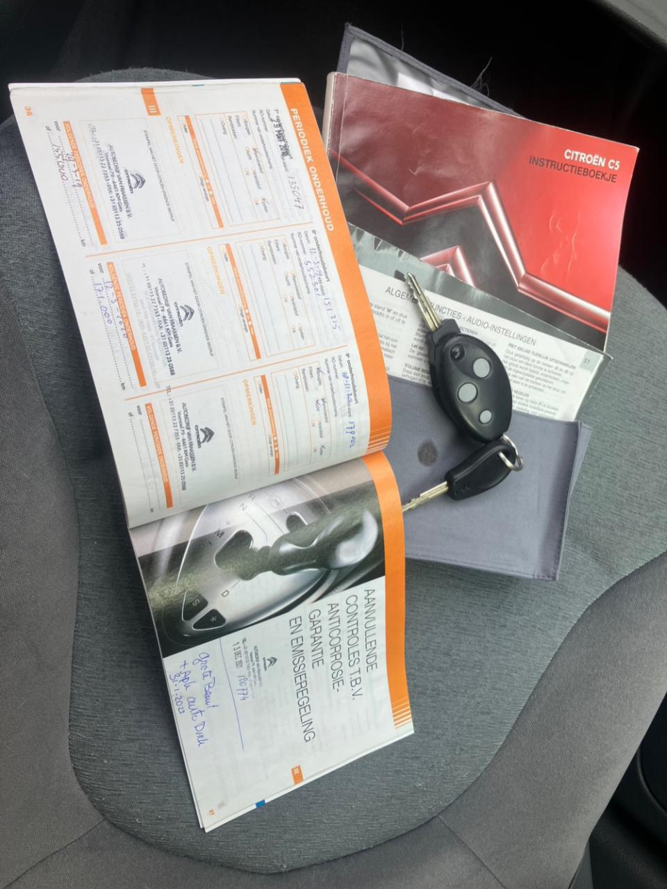 Citroen C5 2.0-16v ligne prestige
