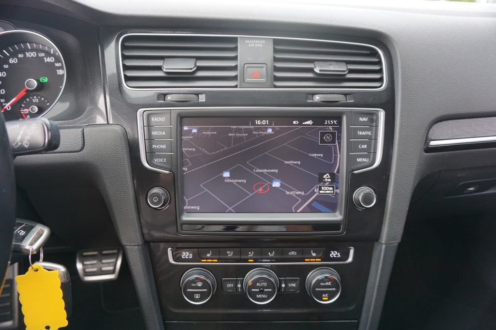 Volkswagen Golf 1.4 tsi gte airco / navi / stoelverw. / acc / parkeers. / e