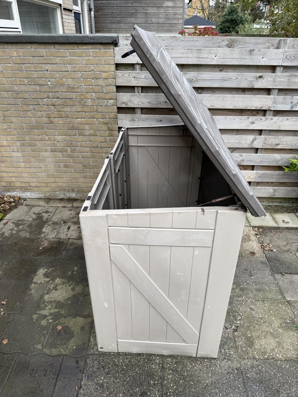 Keter opbergkast/kussenbak B161xH120xD90cm