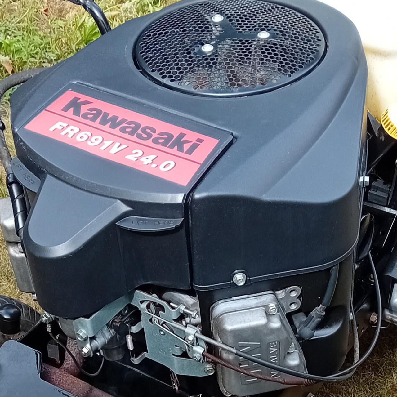 Te koop goede Kawasaki fr691v 24 pk 2 cilinder motor