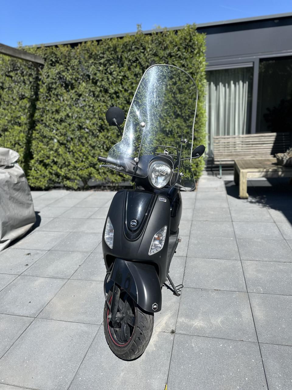 SYM Fiddle III mat zwart 25 km/h 2020