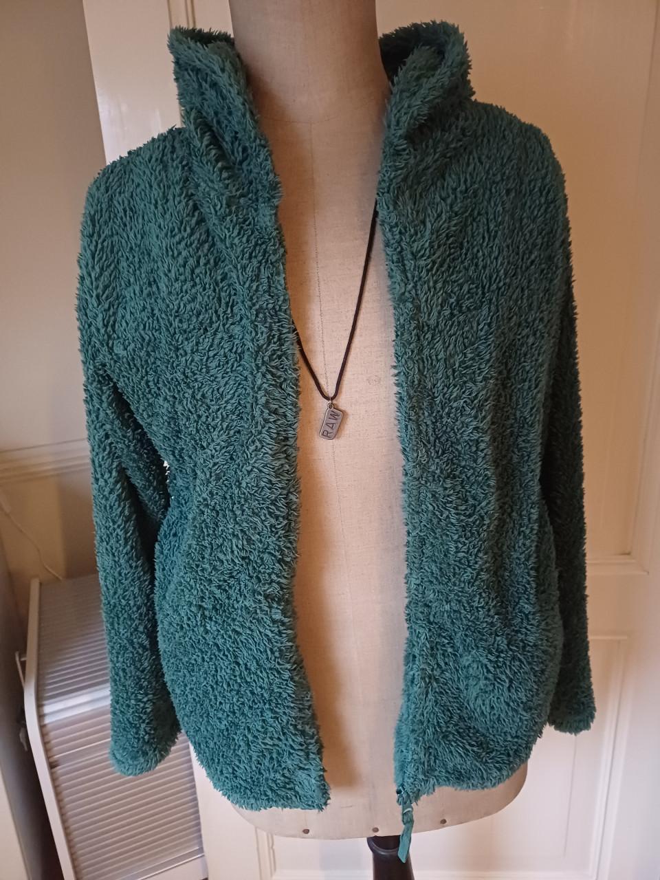 HEMA groen, fluffy vest met capuchon, maat S