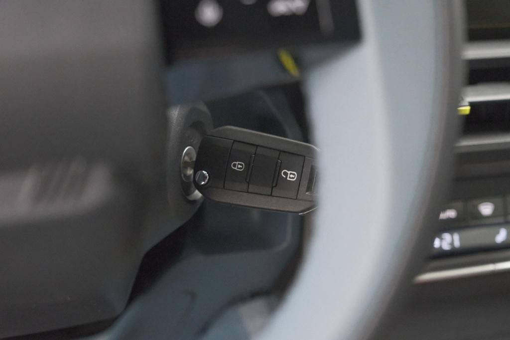 Fiat Grande Panda e la prima 7 kw 44 kwh | 1 fase | soh 96% | camera | navi