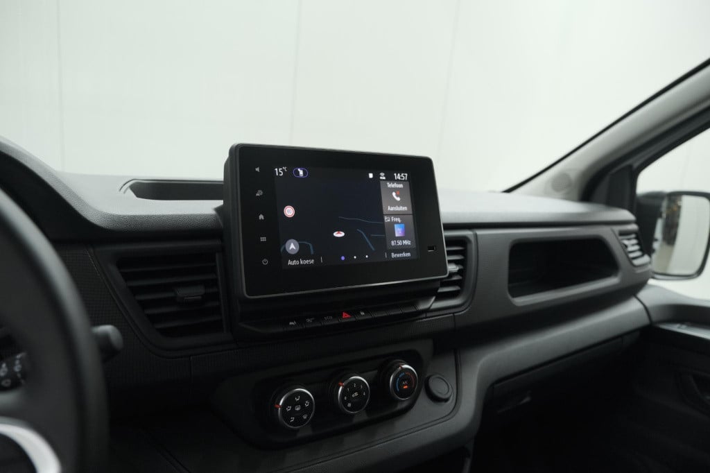 Renault Trafic 2.0 blue dci 130 t29 l2h1 advance dc | 6 zitplaatsen | camer