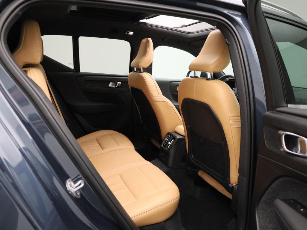 Volvo XC40 1.5 t4 recharge inscription | automaat | panoramadak | trekhaak 