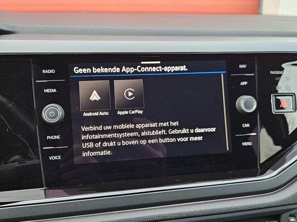 Volkswagen Taigo 1.5 tsi dsg r-line | acc | camera | carplay