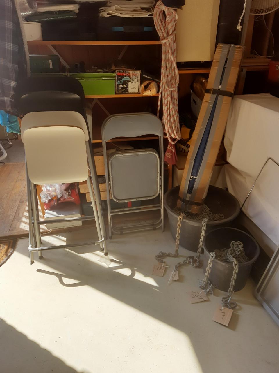 Te koop diverse watersportartikelen