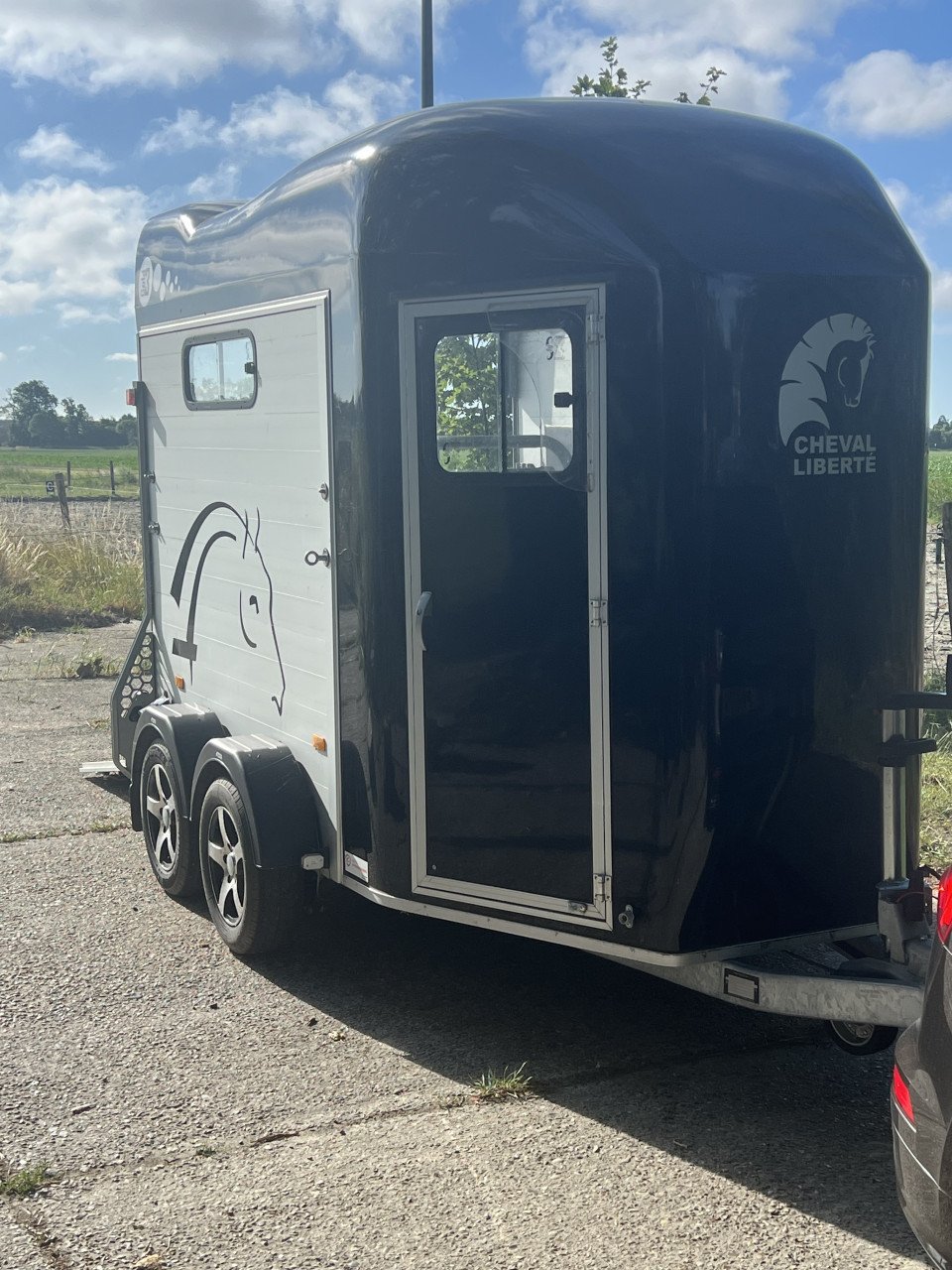 Tweepaardstrailer 2023