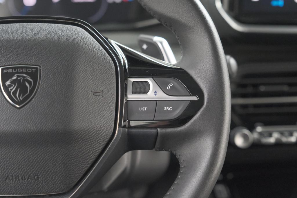 Peugeot 208 1.2 hybrid 100 e-dcs6 allure | apple carplay | parkeersensoren 