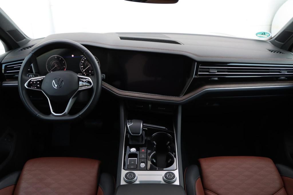 Volkswagen Touareg 3.0 tsi ehybrid 4motion elegance 381pk tiptronic