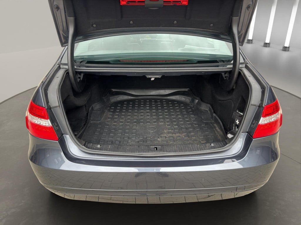 Mercedes-Benz E-Klasse 250 cdi business class xenon leder