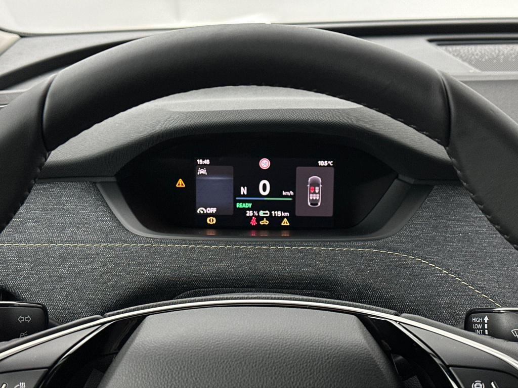 Skoda Elroq business edition tour elektromotor 210 kw / 286 pk