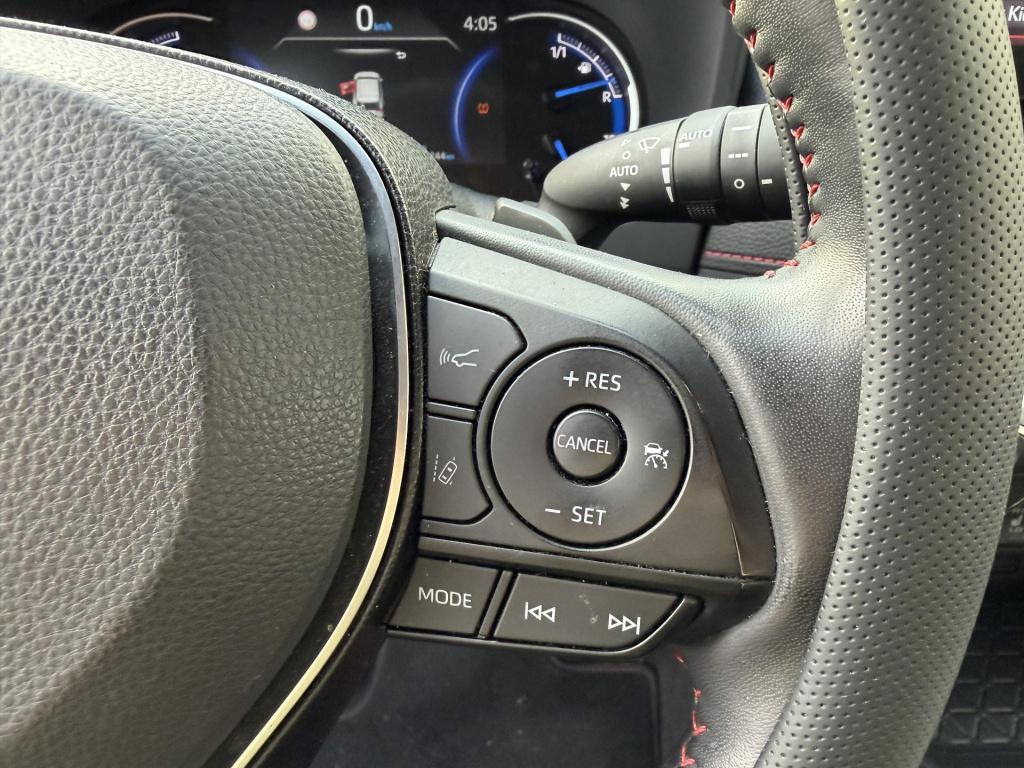 Suzuki Across 2.5 plug-in hybrid style