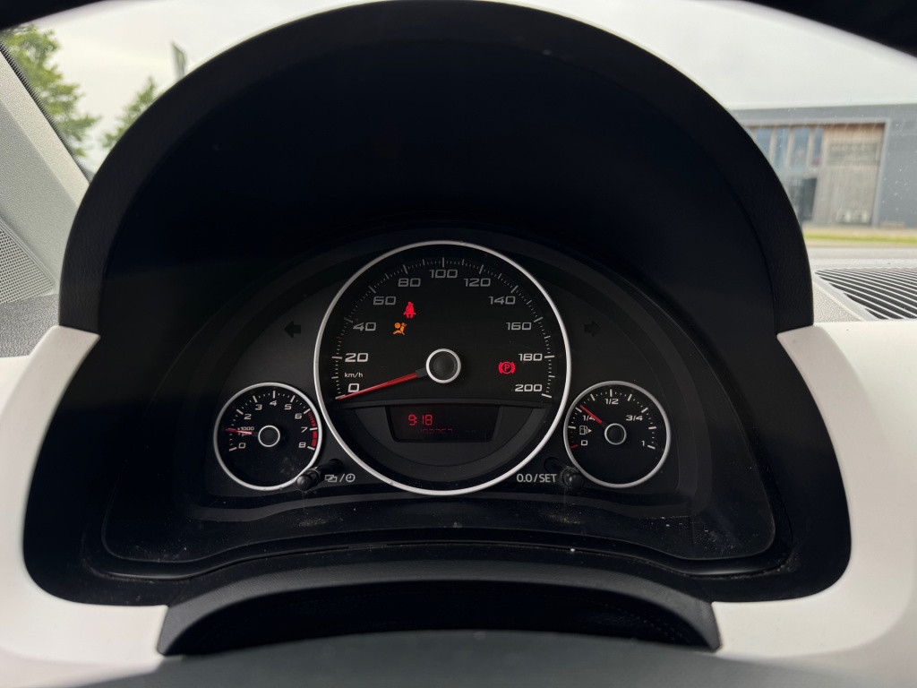 Seat Mii 1.0 style chic * panoramadak * stoelverwarming