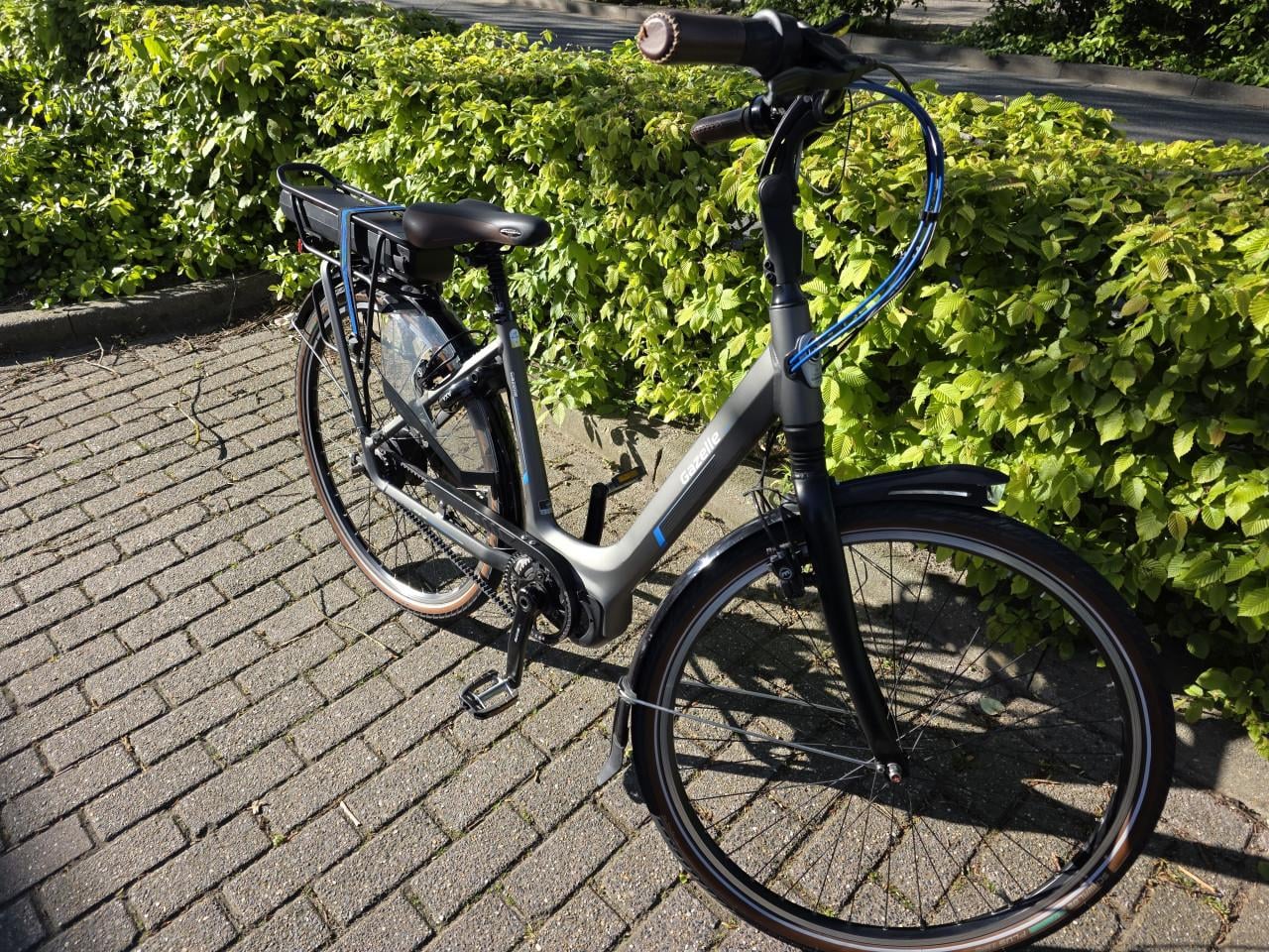 Schitterende Gazelle Orange C310 met Shimano middenmotor en 500wh accu