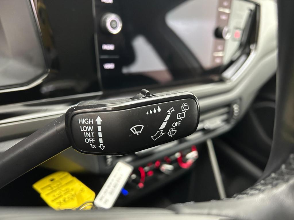 Volkswagen Polo occasion 1.0 tsi comfortline business | wit | airco | tweed