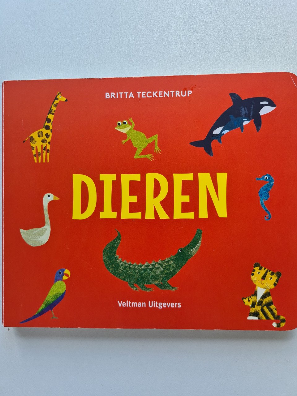 3 voorleesboekjes,  dieren, zelf aankleden en clown samen €2,50