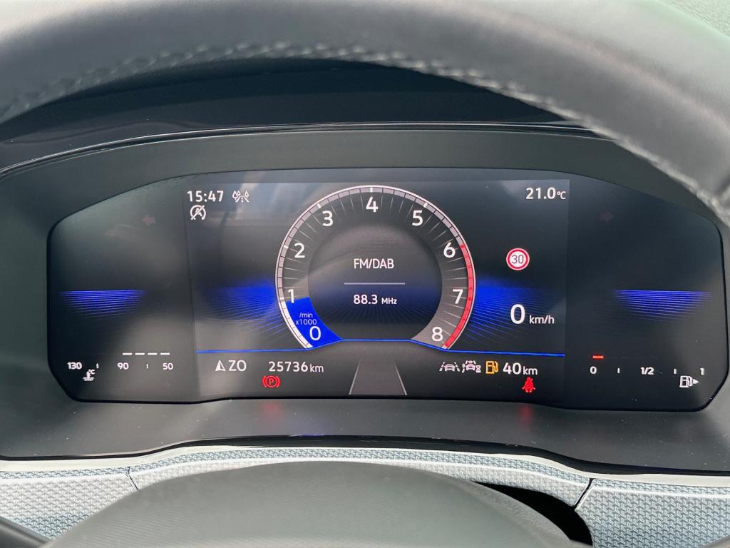 Volkswagen Touran 1.5 tsi comfortline 7-persoons | keyless | navi | camera 