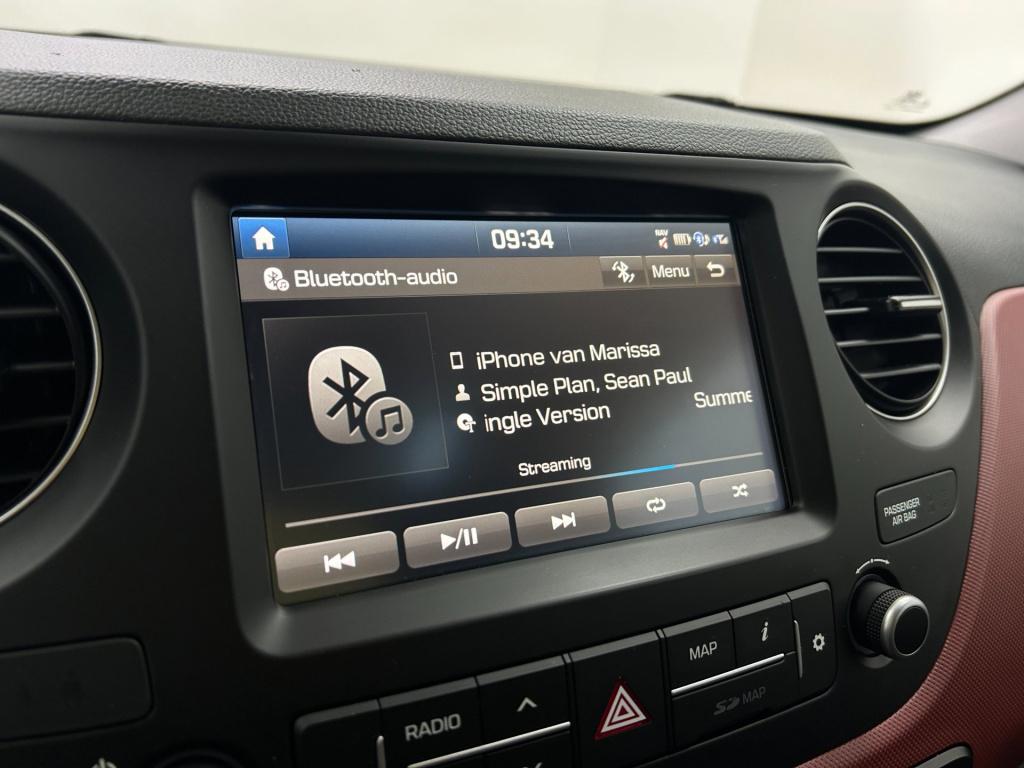 Hyundai I 10 occasion 1.2i | grijs | tweedehands hyundai i10 | airco | pano