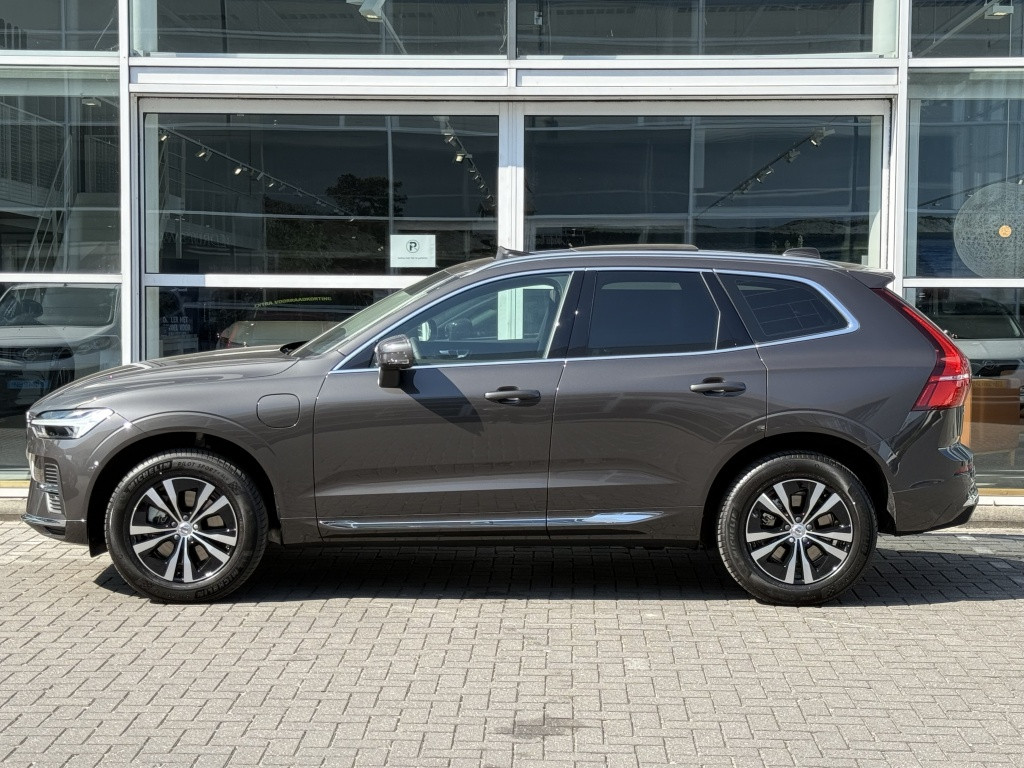 Volvo XC60 t6 awd gt essential driver assist