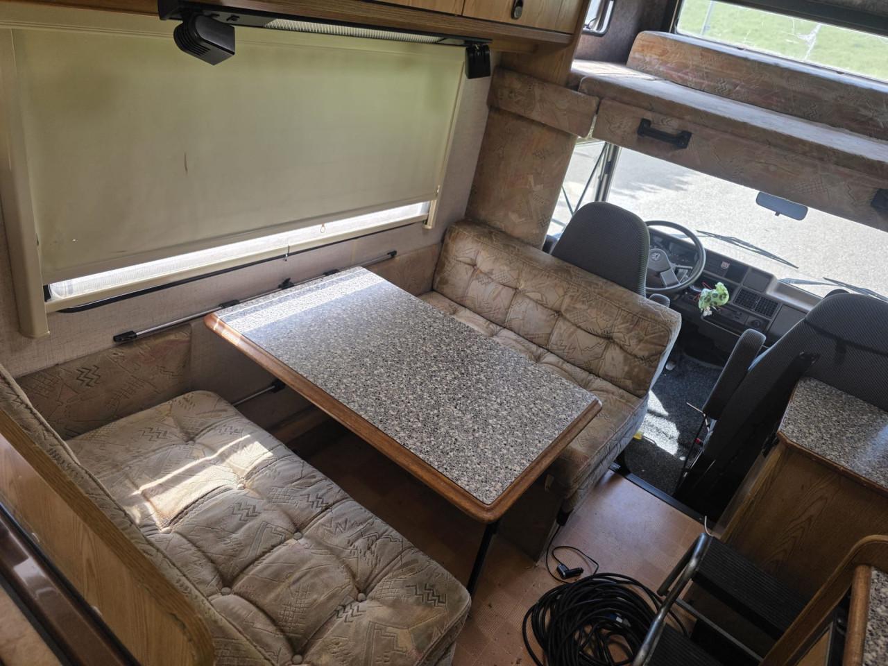 TE KOOP CAMPER PEUGEOT 208L BURSTNER