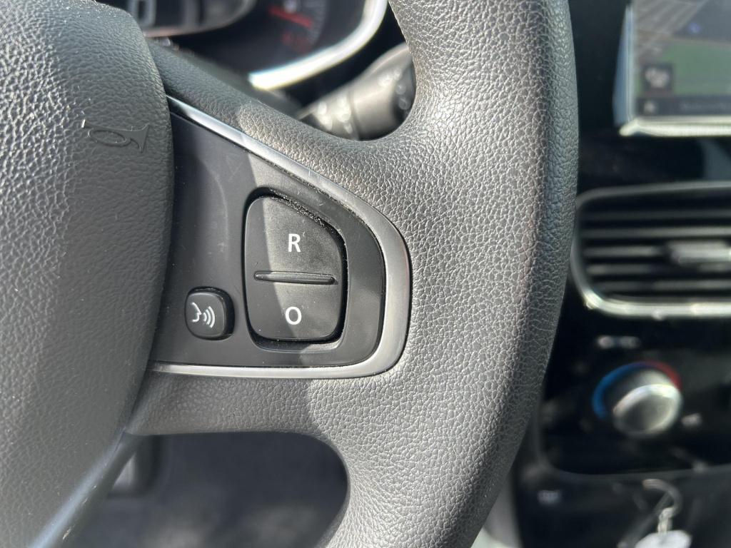 Renault Clio estate 0.9 tce limited