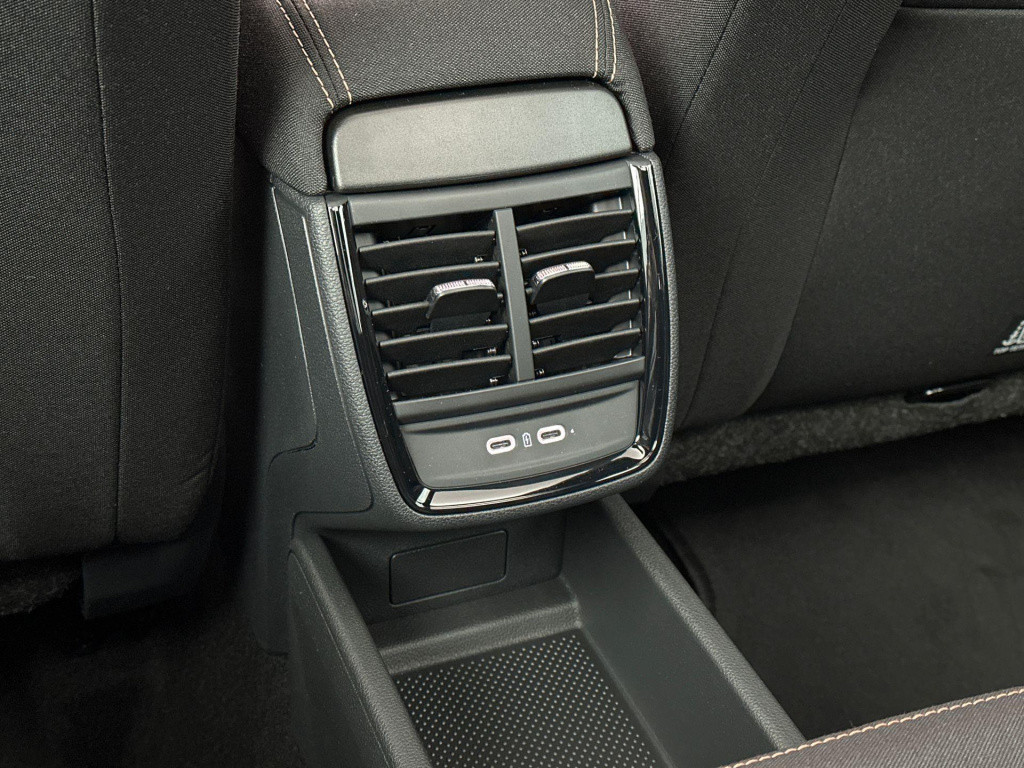 Skoda Scala 1.0 tsi business edition
