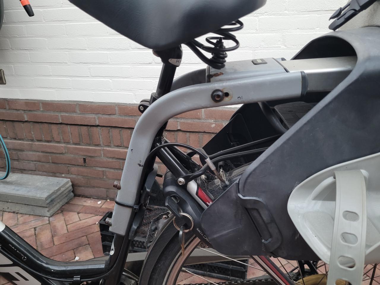 Thule Yepp fietsstoeltje achter met zadelbeugel