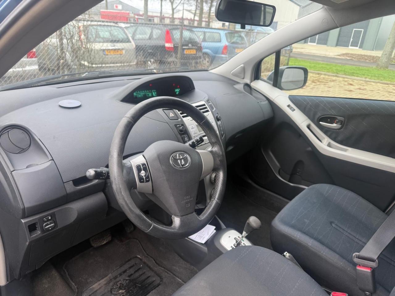 Toyota Yaris 1.3VVTi Sol Automaat Vol Jaar Apk