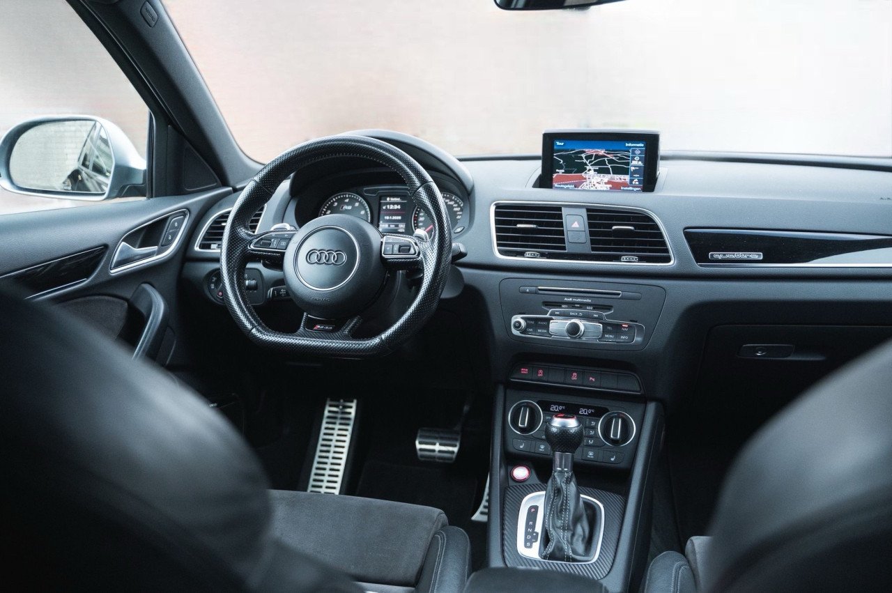 Audi RSQ3 2.5 TFSI 11/2016 Zwart