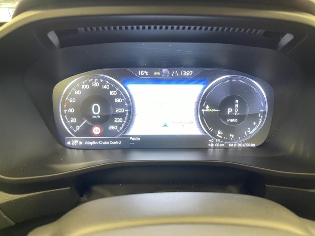 Volvo XC40 1.5 t4 plug-in hybrid ultimate dark | autopilot | harman/kardon 