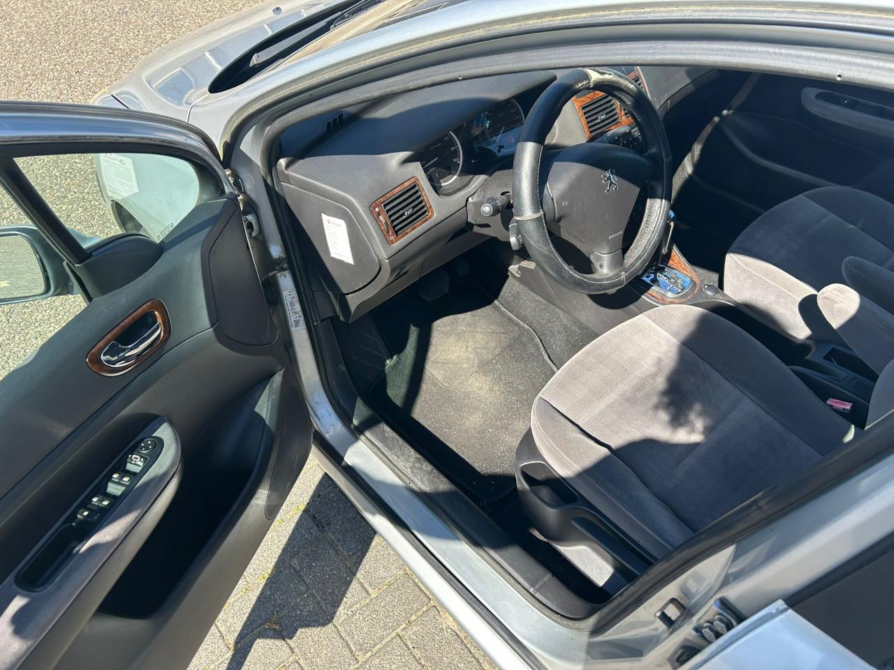 Peugeot 307 2.0-16V XT Pack Automaat! Lage KM Stand!