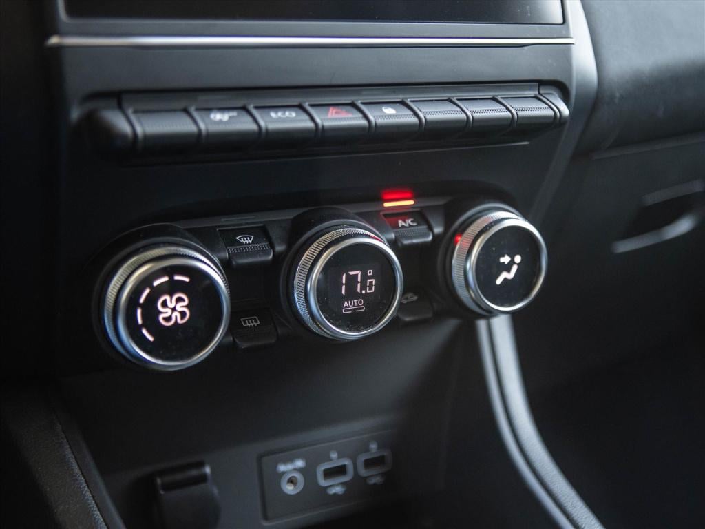 Renault Captur tce 100 intens | trekhaak | navi full map | bluetooth | appl