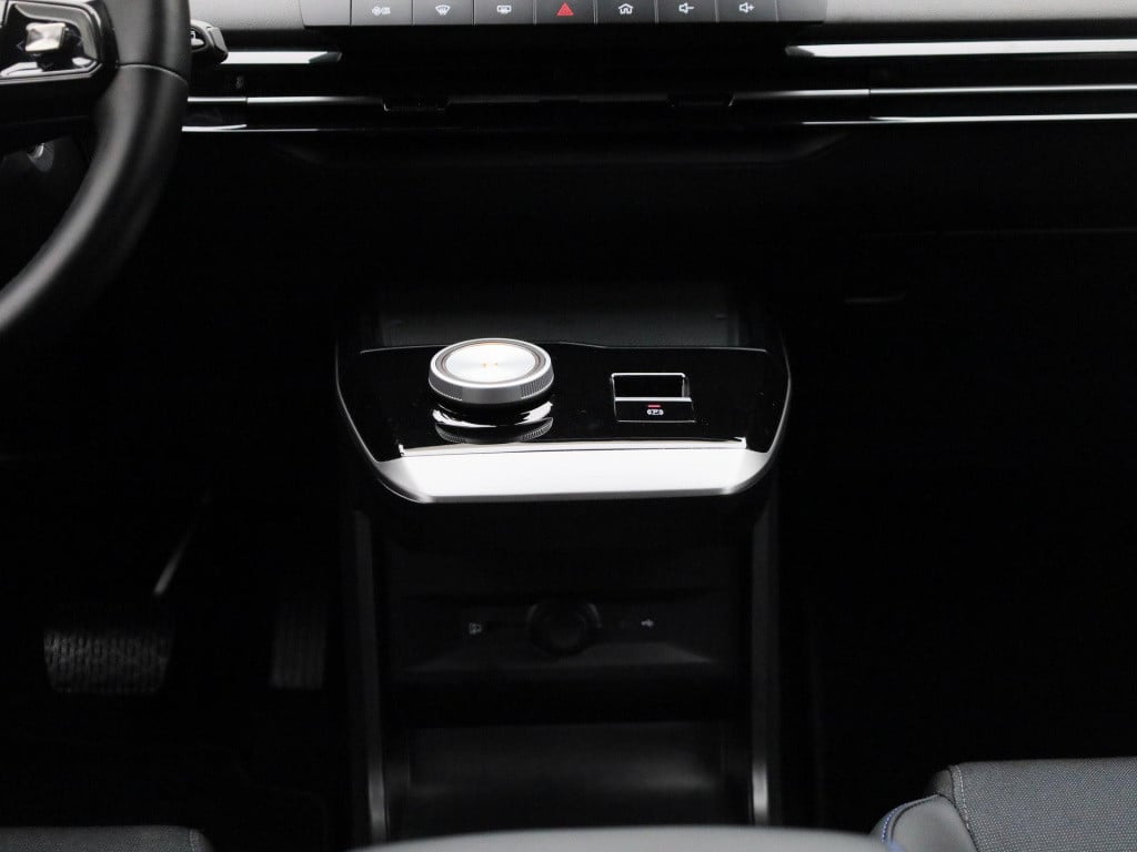 MG Mg4 64 kwh luxury | stoelverwarming | stuurverwarming | 360 camera | 435