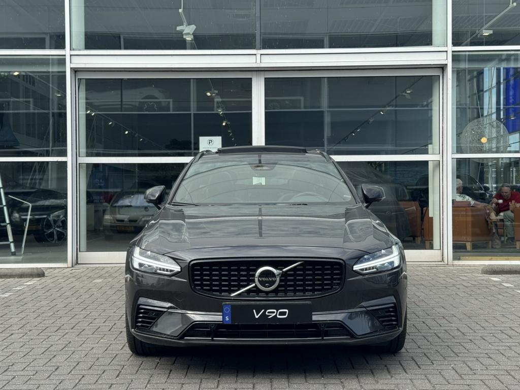 Volvo V90 t6 398pk recharge ultra dark| full options !newprijs €82.635,-