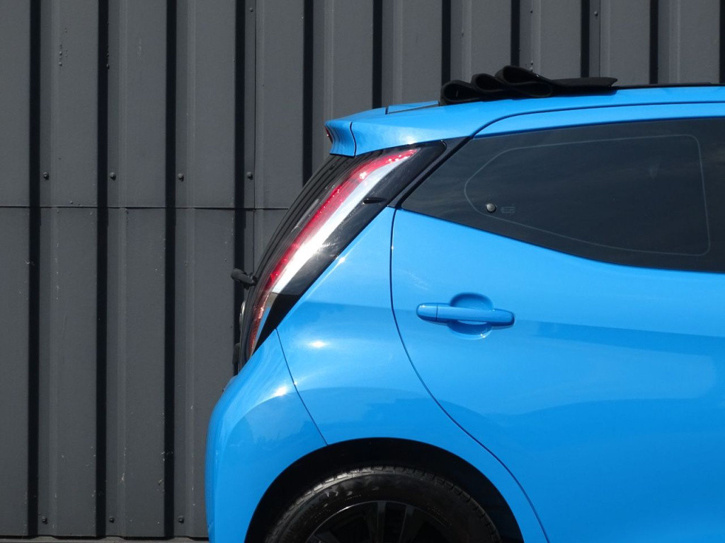 Toyota Aygo 1.0 vvt-i x-pose | cabrio dak