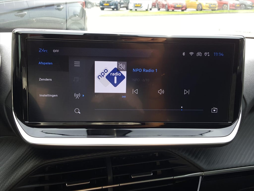 Peugeot 2008 1.2 puretech 130pk allure | navi | bt | applecarplay&androidau