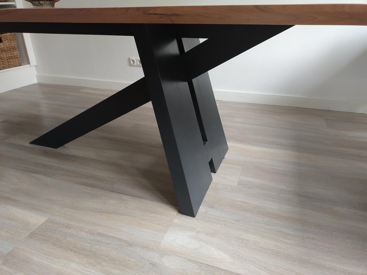 Zgan grote eetkamertafel, afmeting 100 x 220 cm