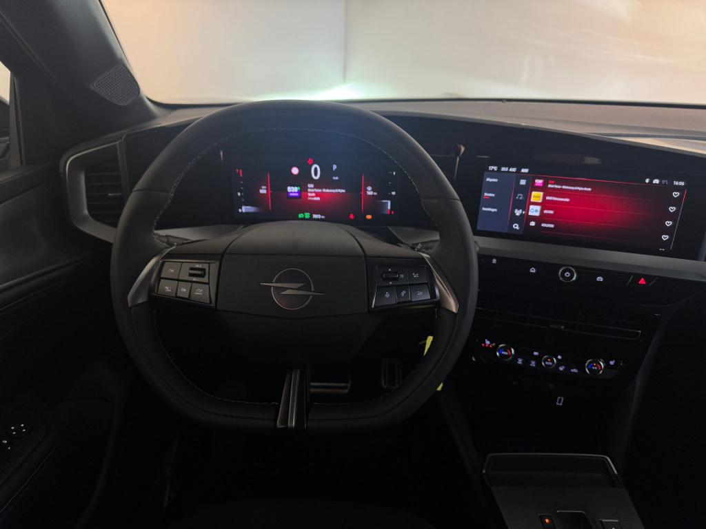 Opel Mokka 1.2 turbo gs black pack (model 2025)