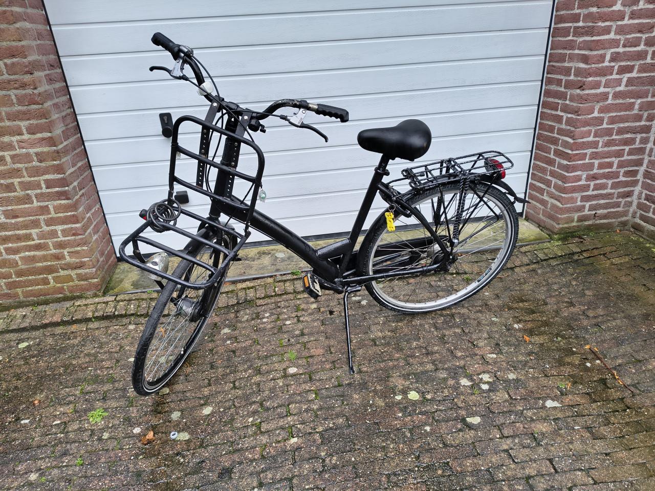 Degelijke damesfiets met 7 versnellingen en bagagerek