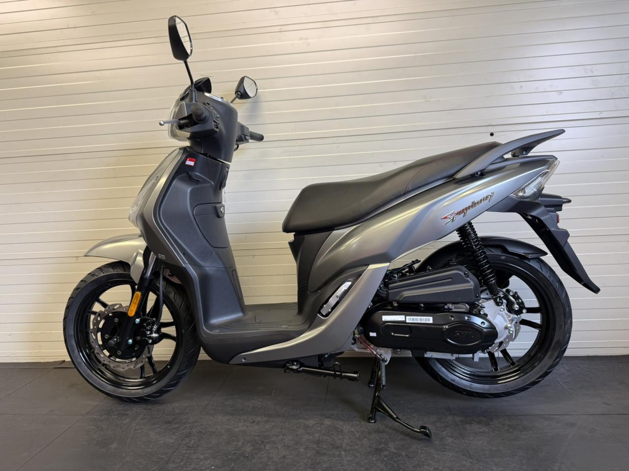 SYM Symphony – Woon-Werk Scooter – Grote Wielen – €2.499,-