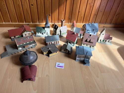Huisjes voor modelspoor H0 set paars