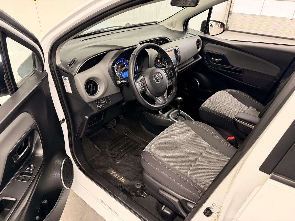 Toyota Yaris 1.5 hybrid aspirat| camera| trekhaak| cruise| climate