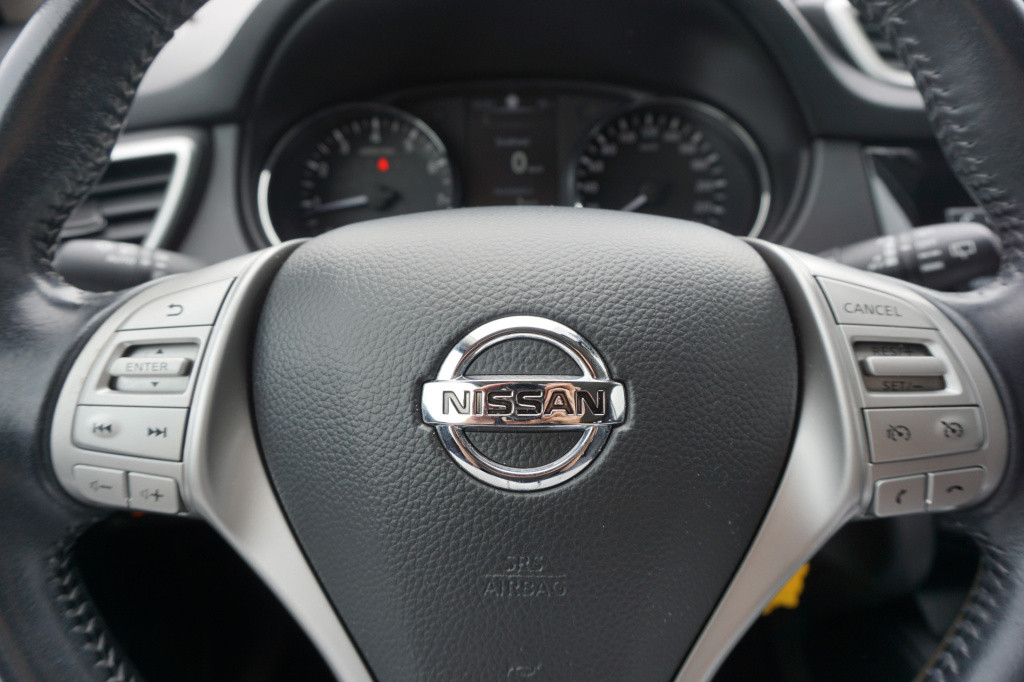 Nissan Qashqai 1.2 acenta climate / navi / cruise / stoelv. / camera / park