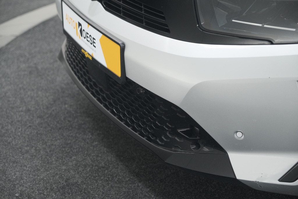 Opel Corsa 130 eat8 gs line | camera | navigatie | apple carplay | parkeers