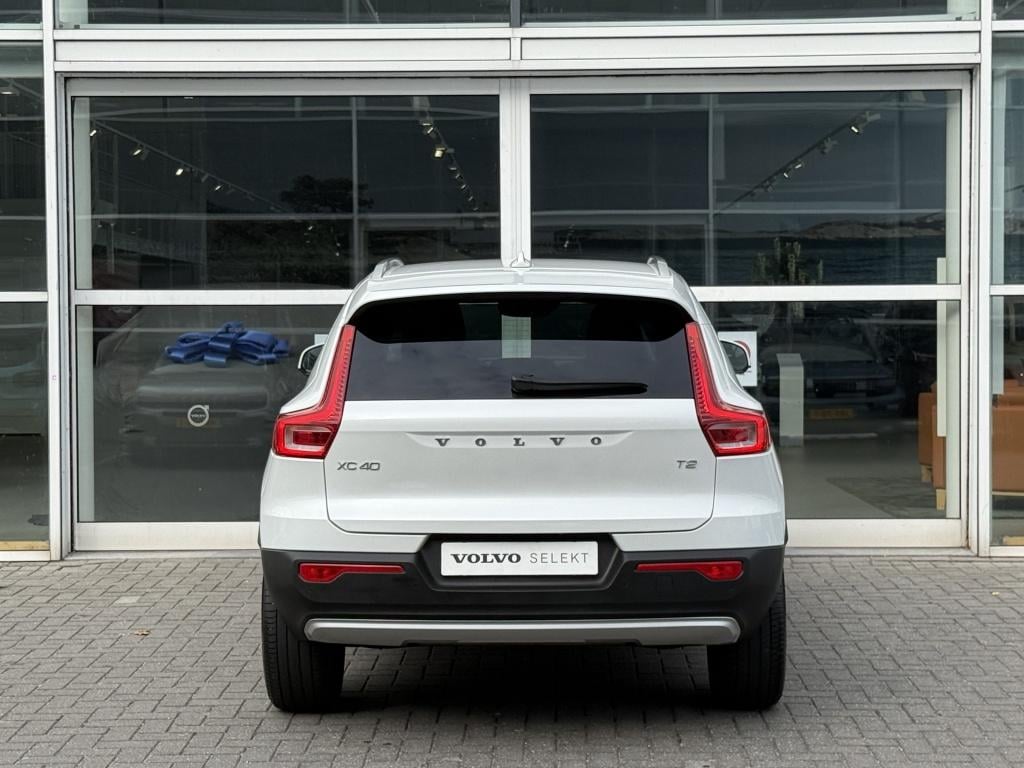 Volvo XC40 t2 129pk aut8 momentum pro| adap.cruise| camera| standkachel| st
