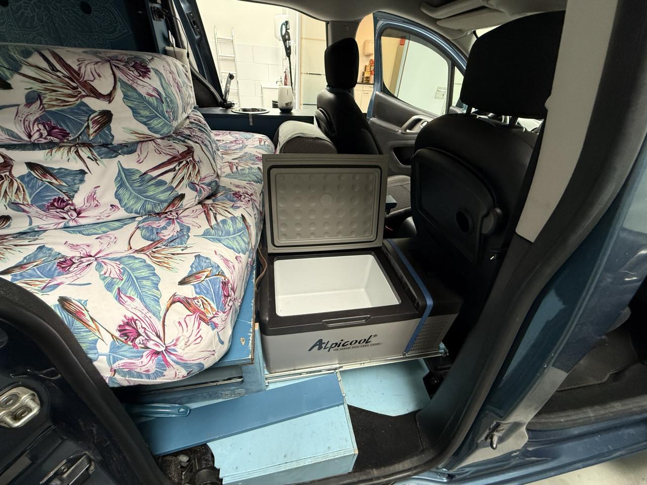 2P. Microcamper Peugeot Partner Tepee 1.2 Benzine!  – auto én camper in één
