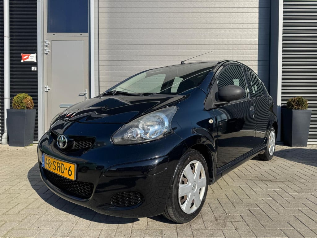 Toyota Aygo 1.0-12v now/nap/apk/airco/