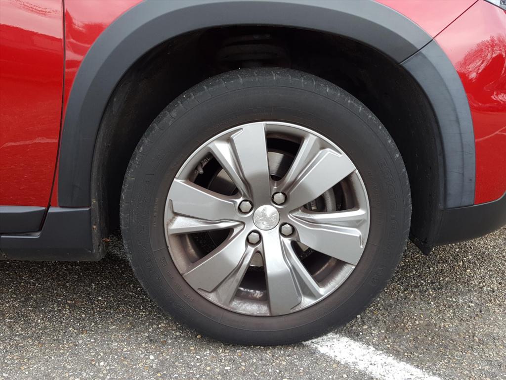 Peugeot 2008 1.2 puretech 110pk signature automaat eat6 navigatie | trekhaa