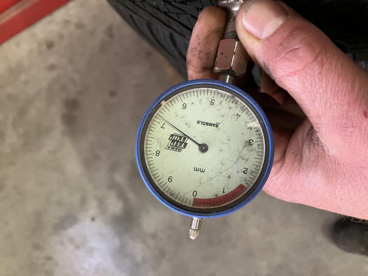 16 inch Mercedes velgenset met 4 seizoenbanden